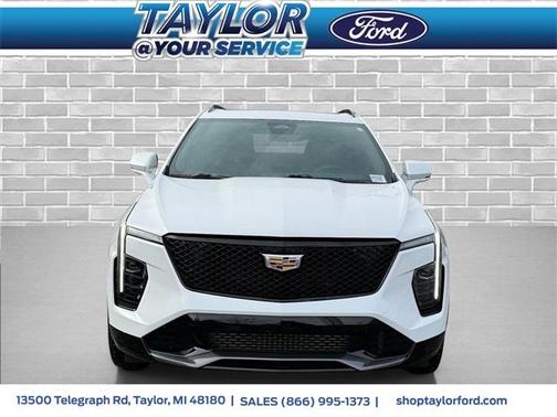 2024 Cadillac XT4 Sport