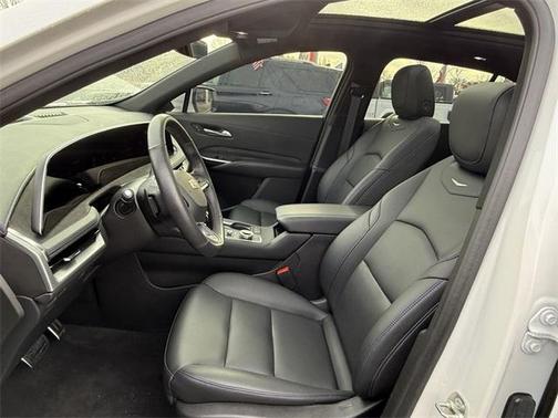 2024 Cadillac XT4 Sport