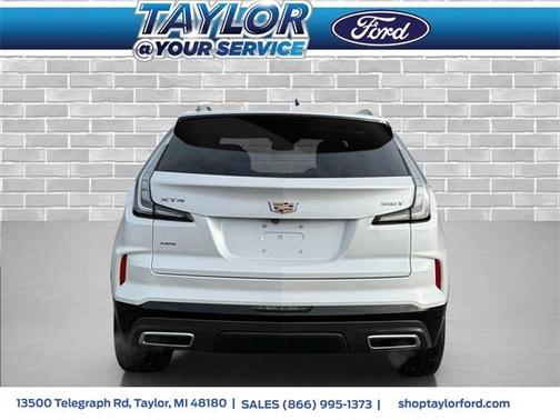 2024 Cadillac XT4 Sport