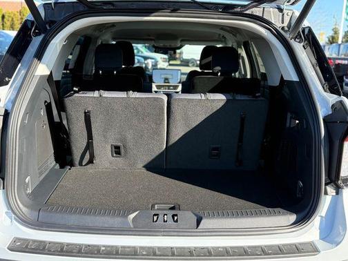 Space White Metallic 2026 Ford Explorer Active