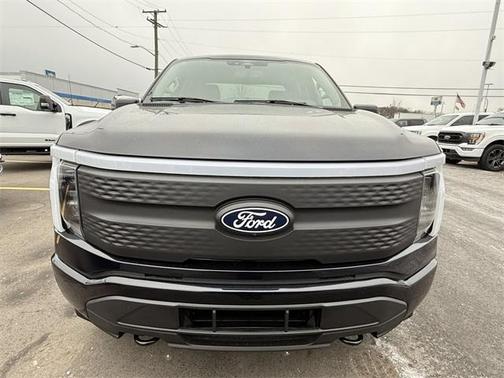 2025 Ford F-150 Lightning XLT
