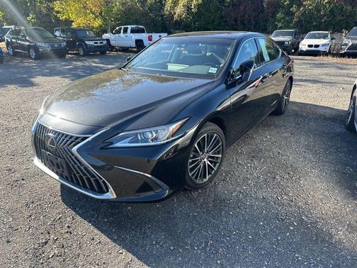 2022 Lexus ES 350 Base