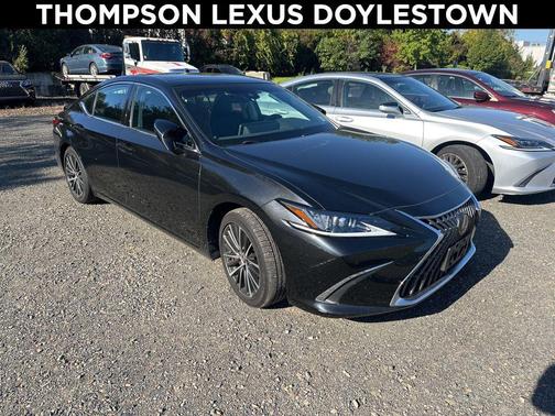 2022 Lexus ES 350 Base