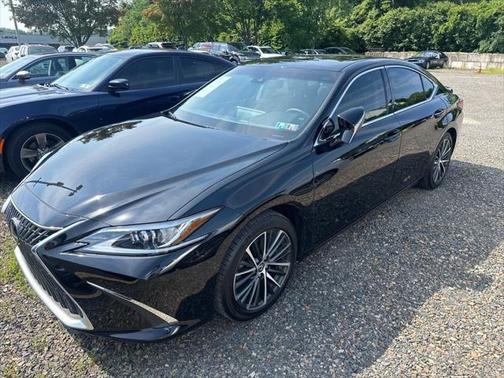 2022 Lexus ES 350 Base