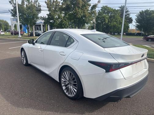 2022 Lexus IS 300 Base