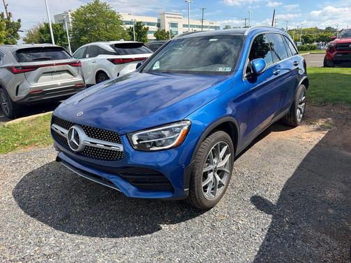 Blue 2022 Mercedes-Benz GLC 300 4MATIC