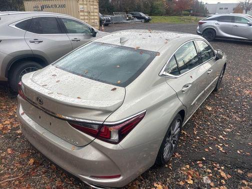 2021 Lexus ES 350 Base