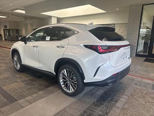 2025 Lexus NX 350h Premium