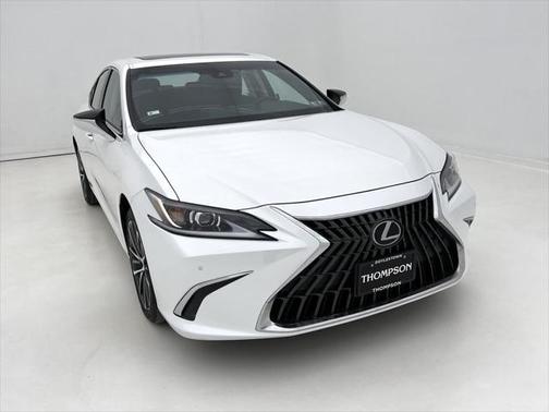 2022 Lexus ES 350 Base