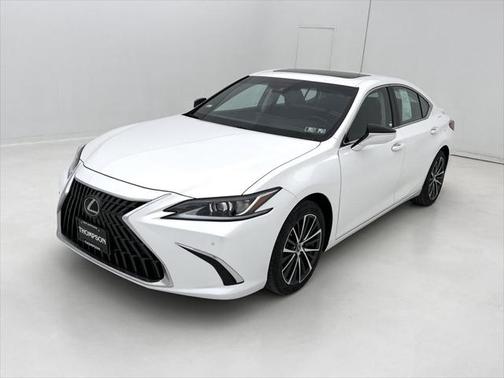 2022 Lexus ES 350 Base