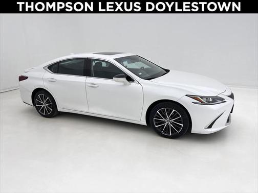 2022 Lexus ES 350 Base