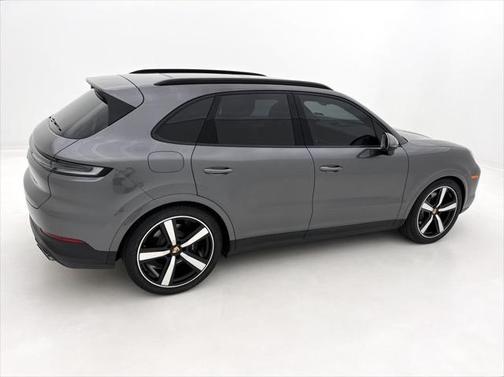2024 Porsche Cayenne Base