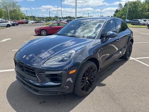 2023 Porsche Macan Base