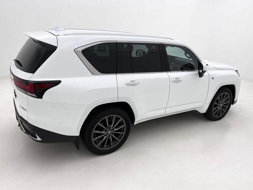 2024 Lexus LX 600 Base