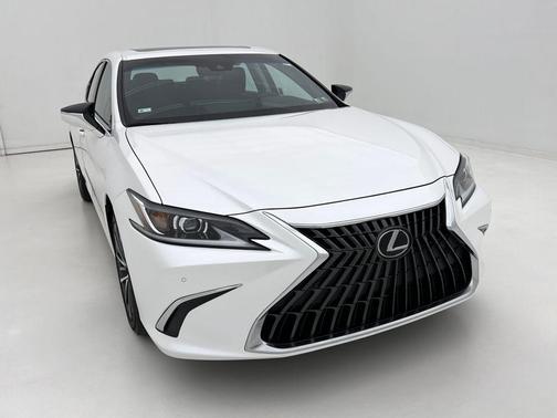 2025 Lexus ES 350 Base