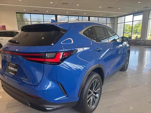 2025 Lexus NX 350h Luxury