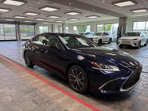 2025 Lexus ES 350 Base