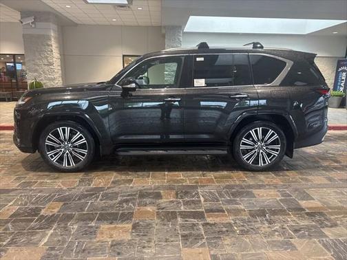 2025 Lexus LX 600 Luxury