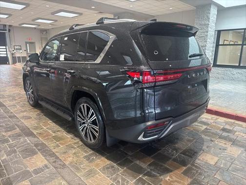 2025 Lexus LX 600 Luxury