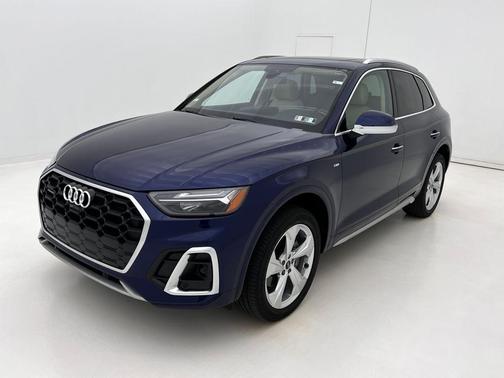 2023 Audi Q5 45 S line Premium Plus