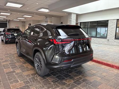 2025 Lexus NX 350h Premium