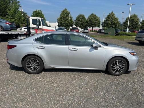 2017 Lexus ES 350 Base