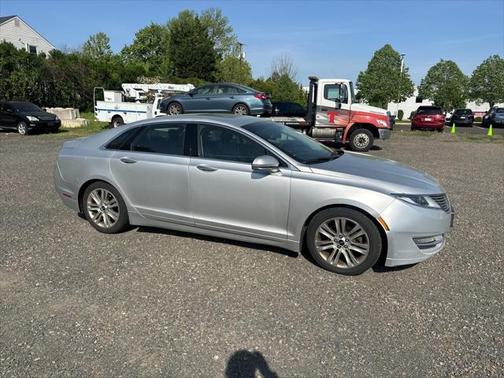 2016 Lincoln MKZ Base
