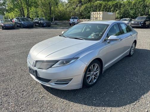 2016 Lincoln MKZ Base
