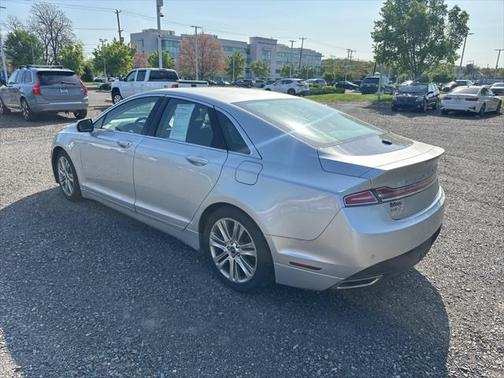 2016 Lincoln MKZ Base