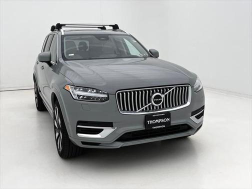 2024 Volvo XC90 Recharge Plug-In Hybrid T8 Ultimate Bright Theme 7-Seater