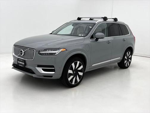 2024 Volvo XC90 Recharge Plug-In Hybrid T8 Ultimate Bright Theme 7-Seater