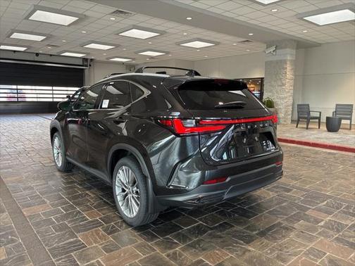 2025 Lexus NX 350h Premium