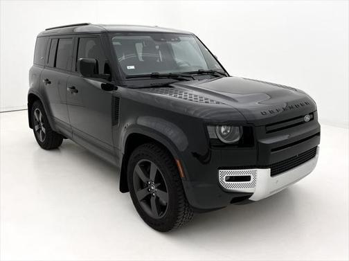 2024 Land Rover Defender 110 P500 SE