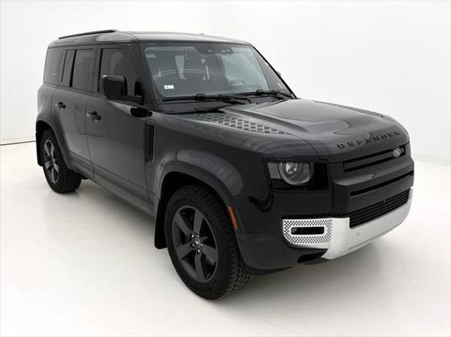 2024 Land Rover Defender 110 P500 SE