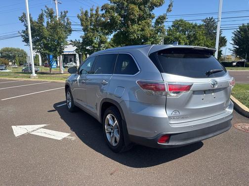 2016 Toyota Highlander Limited