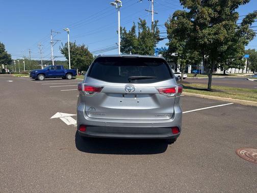 2016 Toyota Highlander Limited