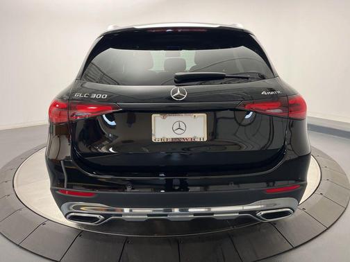 2025 Mercedes-Benz GLC 300 4MATIC