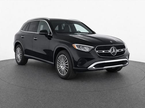 Black 2024 Mercedes-Benz GLC 300 4MATIC