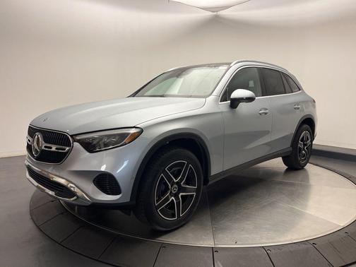 2026 Mercedes-Benz GLC 300 4MATIC