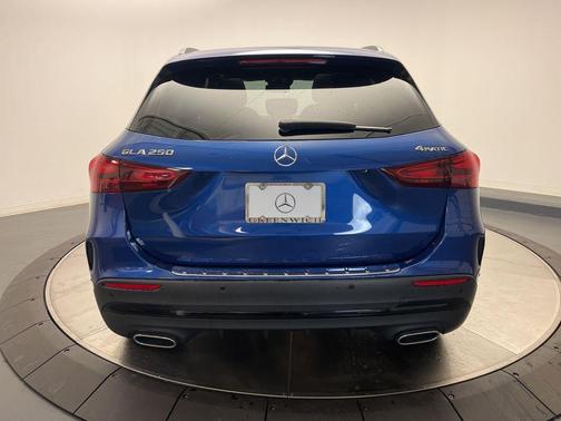 2025 Mercedes-Benz GLA 250 4MATIC