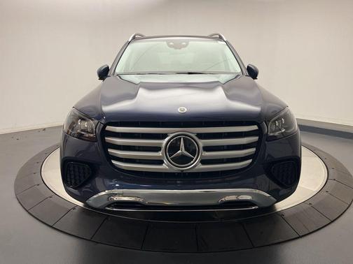2026 Mercedes-Benz GLS 450 4MATIC