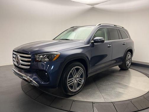 2026 Mercedes-Benz GLS 450 4MATIC