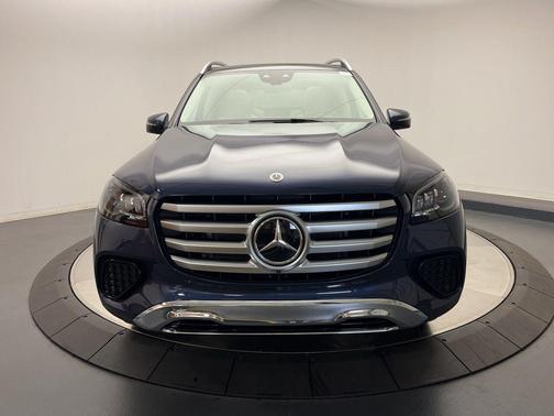 2026 Mercedes-Benz GLS 450 4MATIC