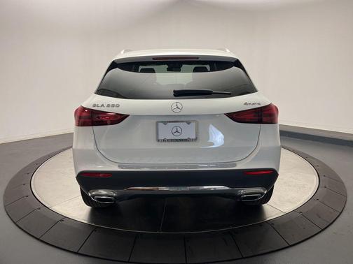 2025 Mercedes-Benz GLA 250 4MATIC