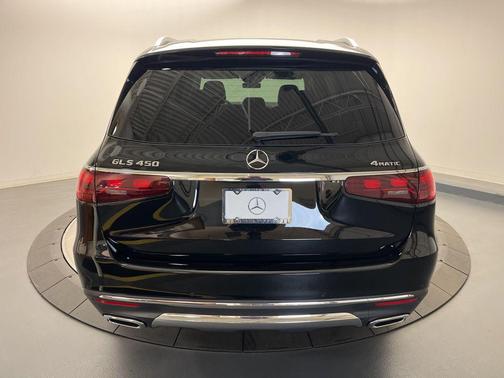 2026 Mercedes-Benz GLS 450 4MATIC