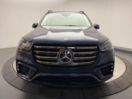 2026 Mercedes-Benz GLS 450 4MATIC