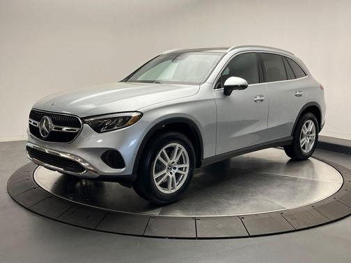2025 Mercedes-Benz GLC 300 4MATIC