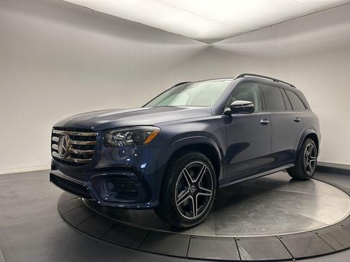 2026 Mercedes-Benz GLS 450 4MATIC