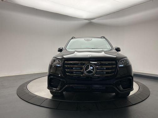 2026 Mercedes-Benz GLS 580 4MATIC