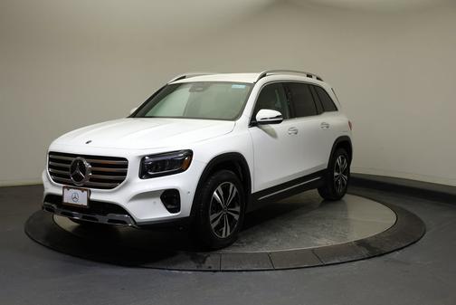 2025 Mercedes-Benz GLB 250 